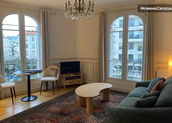 Parisian Modern : T3 Vue Dégagée 