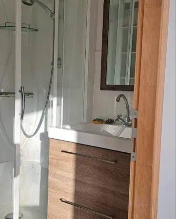 Hebergement independant chez l 'habitant pour 1 personne 
