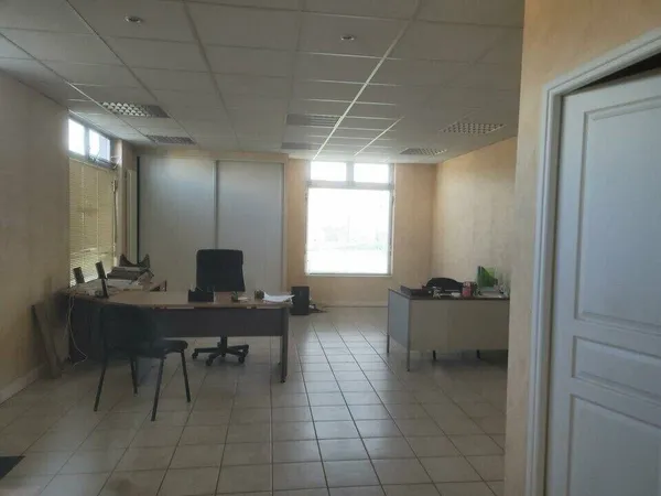 Local d'activité 40 m² 