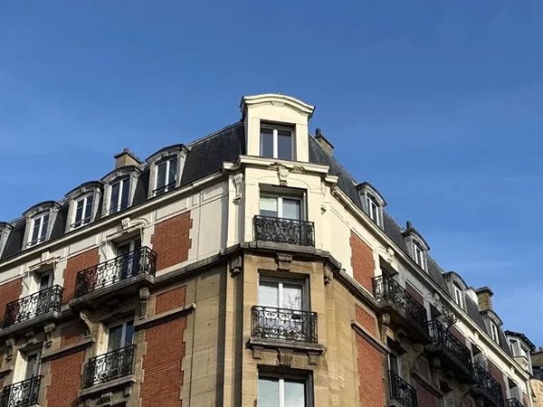 Studio 1 pièce 14 m² 