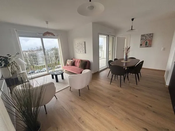 Appartement 4 pièces 79 m² 