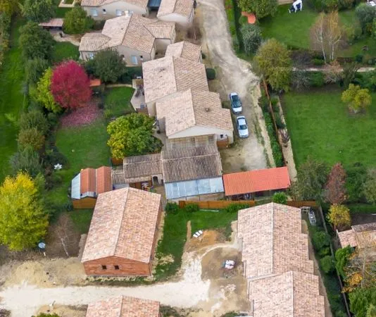 Maison a louer dans un village pour les seniors actifs de plus de 55 ans 