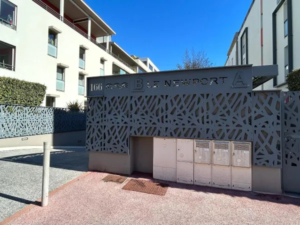 Parking - Garage Location Fréjus   140€