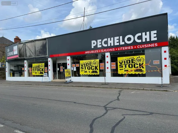 Local 4 pièces 