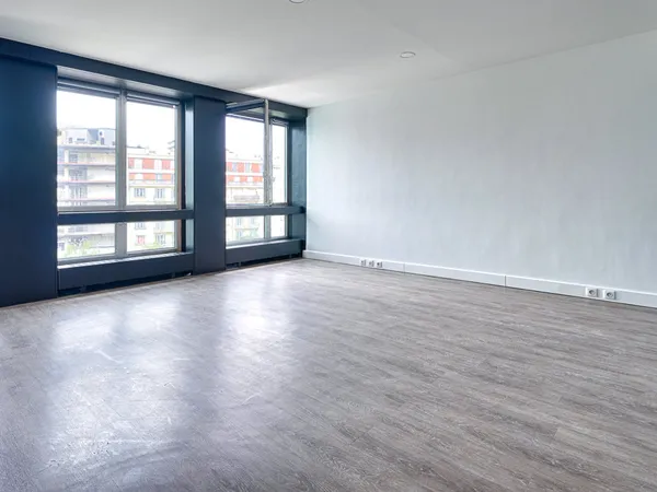 Appartement 1 pièce 64 m² 