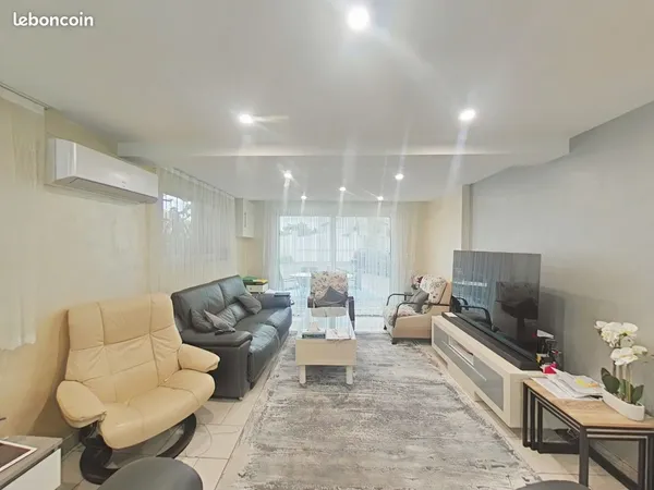 Maison 10 pièces 245 m² 
