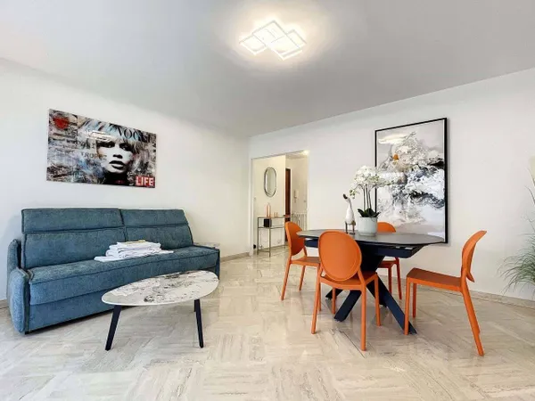 Appartement 1 pièce 80 m² 