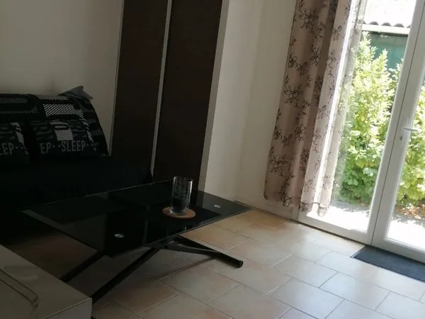 Studio meublé 
