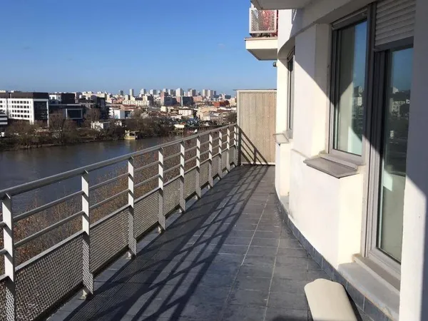Appartement 5 pièces 106 m² 
