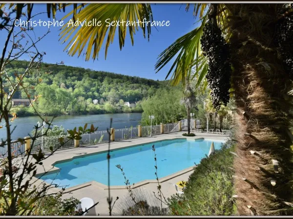 Maison 32 pièces 800 m² 