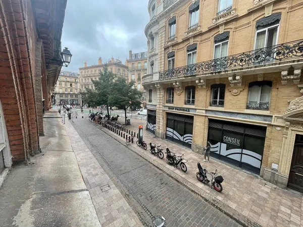 Bureaux 89 m² 