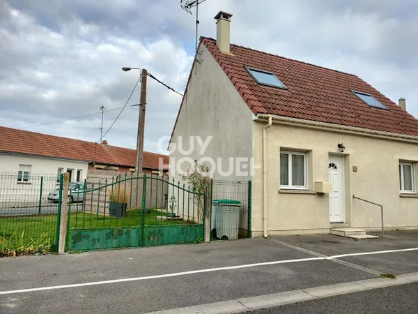 Maison à louer à Péronne - 4 pièces, 3 chambres 
