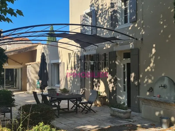 Mas 7 pièces 250 m² 