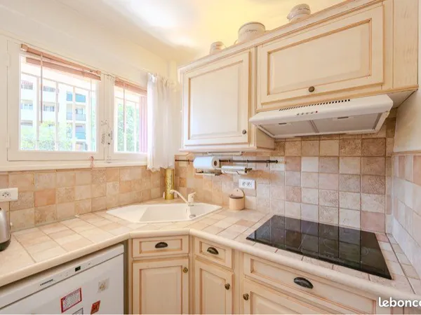 Appartement T1 à Hyeres 