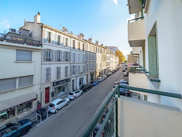 Appartement 6 pièces 70 m² 