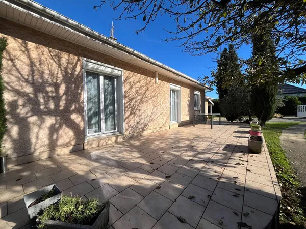 Maison de plain-pied 4 pièces 102 m² 
