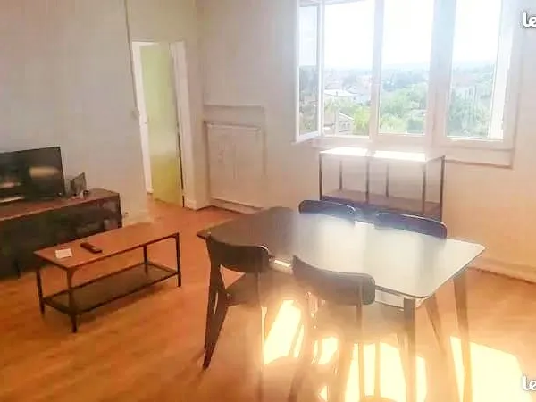 Appartement T3 meublé et loué de 50m² vue Pyrénées + parking + cave 