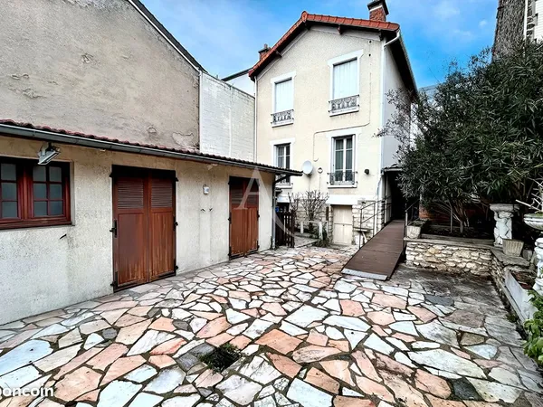 Maison 6 pièces 147 m² 