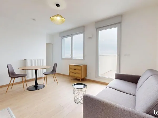Studio 1 pièce 25 m² 