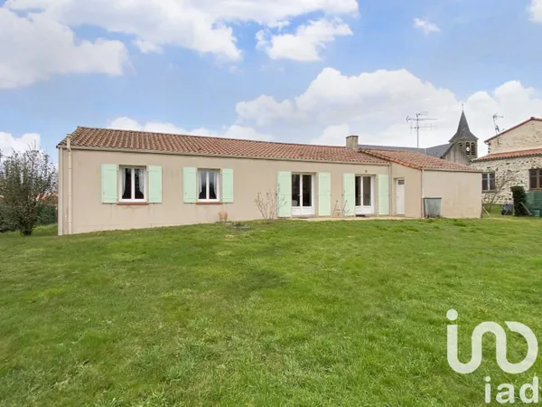 Maison de plain-pied 4 pièces 111 m² 