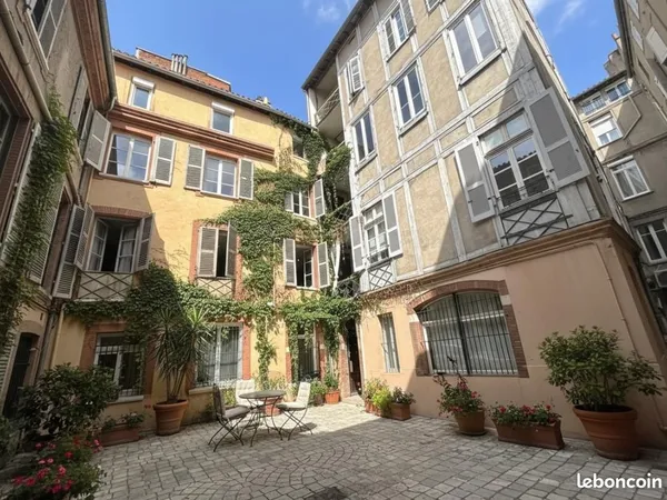 Appartement 3 pièces 97 m² 