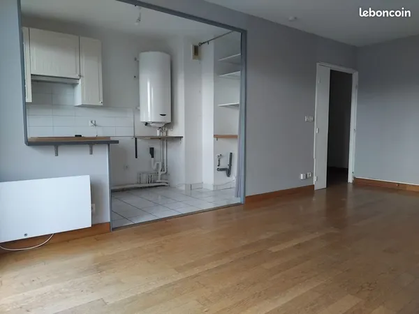Appartement 3 pièces 61m2 à 5min du RER à Cergy Le haut 