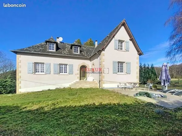 Maison 7 pièces 189 m² 