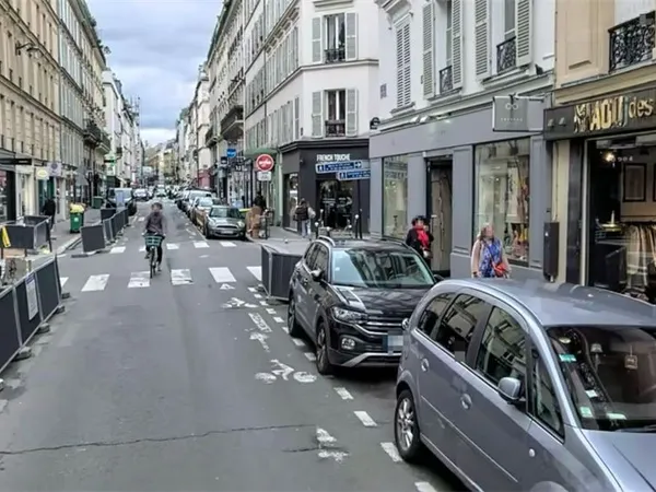 Boutique 46 m² PARIS 