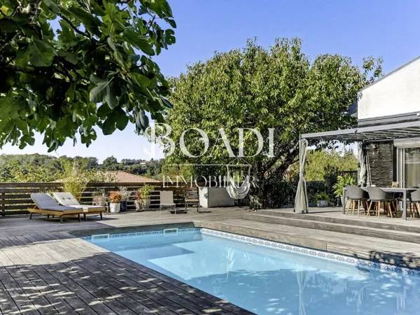 Maison 6 pièces 180 m² 