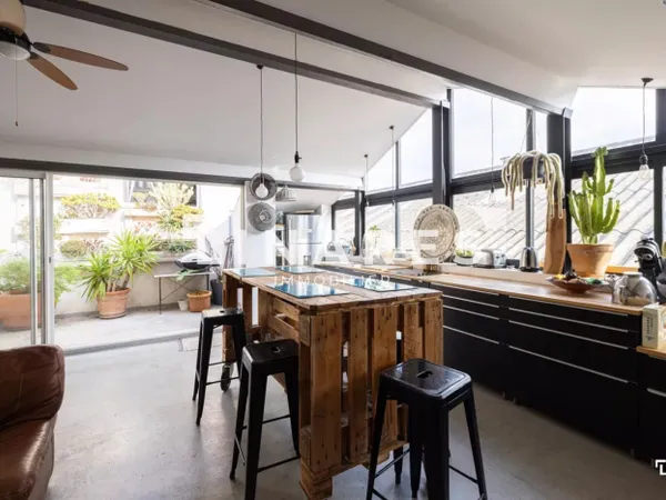 LOFT D'AZUR - Maison de ville de 195m² dont un duplex T3 de 87m² 