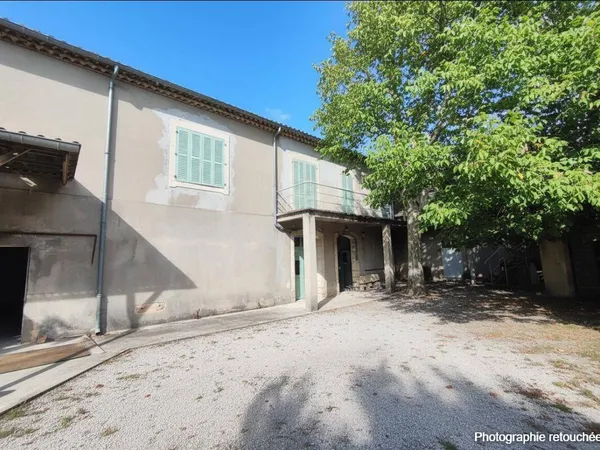 Maison 4 pièces 278 m² 