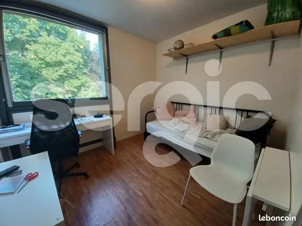 Studio 1 pièce 15 m² 