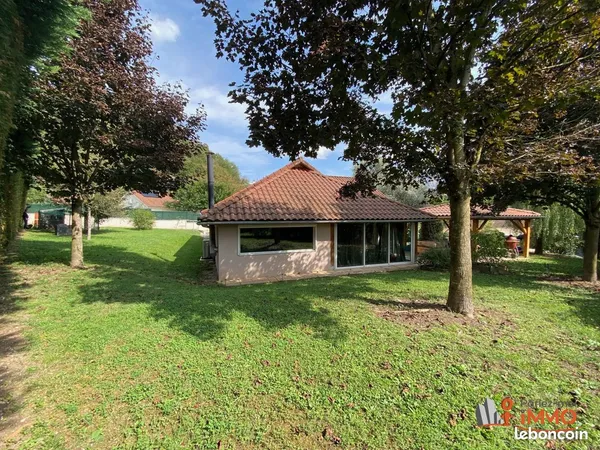 Propriété 6 pièces 150 m² 