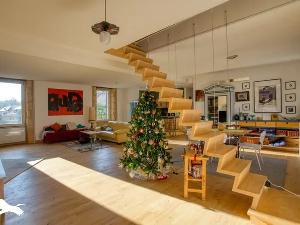 Maison en pierre de 7 pièces principales 