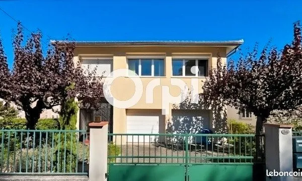 Maison 8 pièces 178 m² 