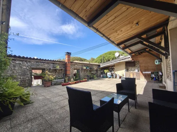 Maison 6 pièces 200 m² 