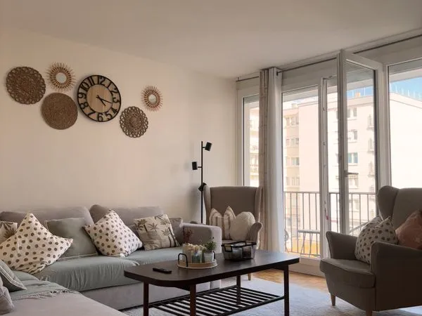 À louer - Appartement rénové à neuf, Ferney-Voltaire, à 3 minutes de la frontière Suisse 