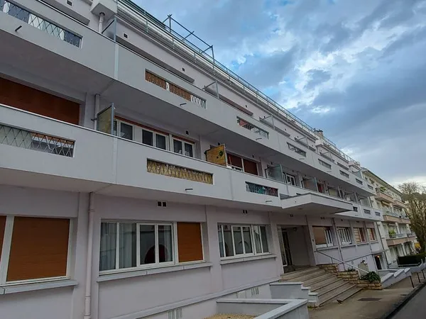 Parking/box BESANCON 