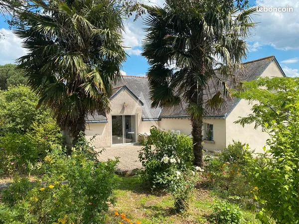 Propriété 6 pièces 193 m² 