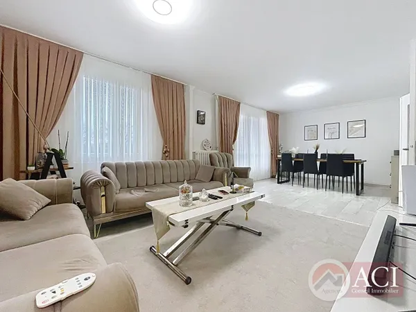 Appartement 4 pièces 74 m² 