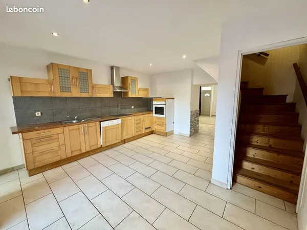 Maison 3 pièces 93 m² 