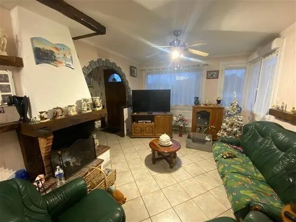 Maison 8 pièces 130 m² 