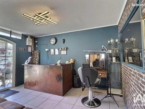 Fonds de commerce 1 pièce 54 m² 