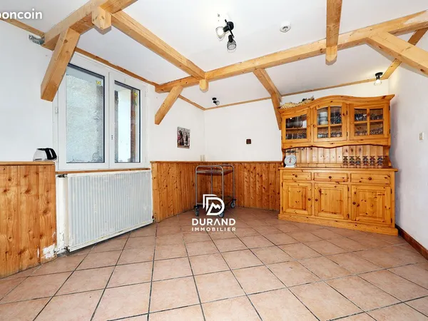 Maison de village 13 pièces 280 m² 