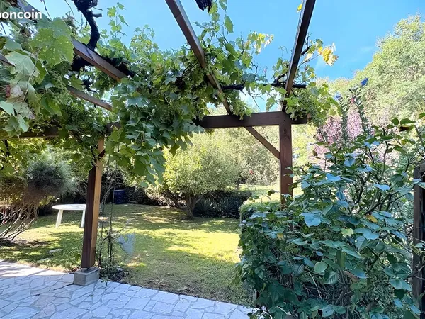 Maison 6 pièces 132 m² 