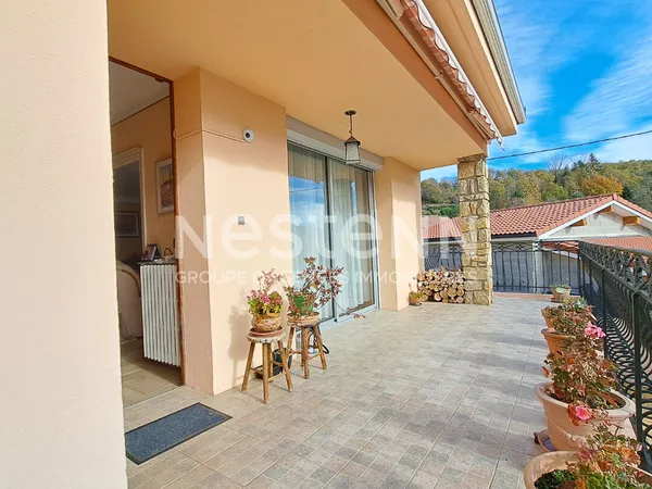 A VENDRE LAVELANET VILLA / JARDIN / GARAGE 