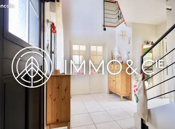 Maison 6 pièces 192 m² 