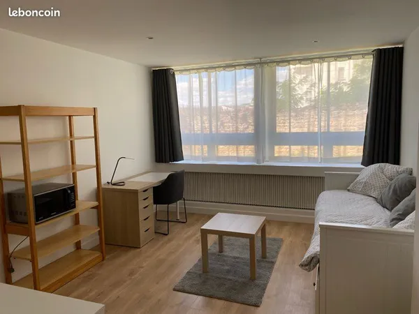 Studio meublé quartier gare libre 1er décembre 