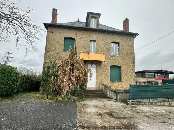 Local commercial 220 m² 