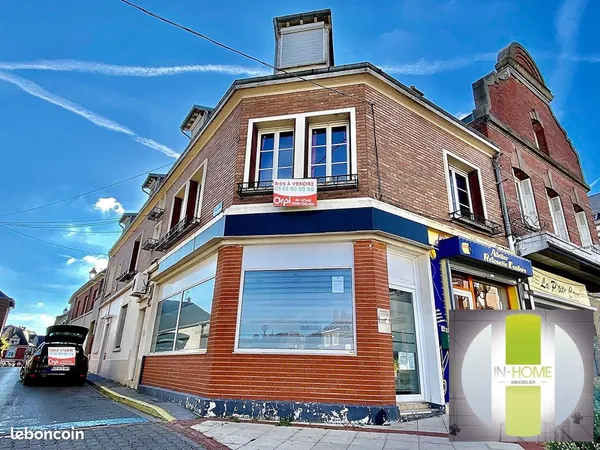 Maison de ville 1 pièce 147 m² 